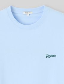T-shirt imprim&eacute; et brod&eacute;