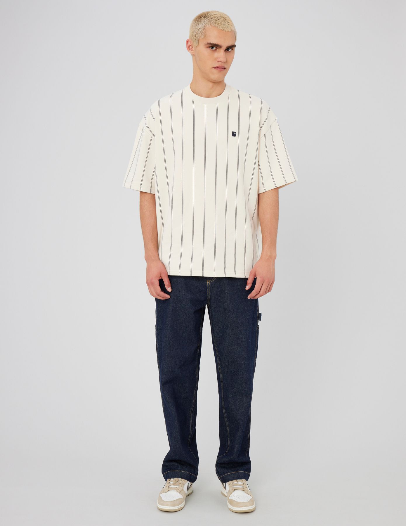 T-shirt broderie poitrine rayé
