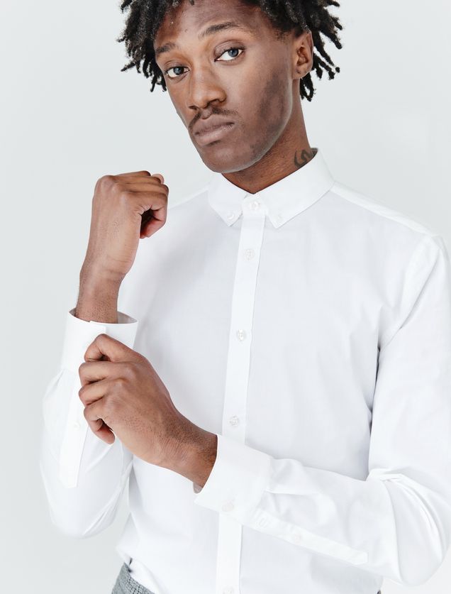 Chemise unie ajustée