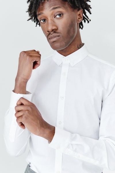 Chemise unie ajustée