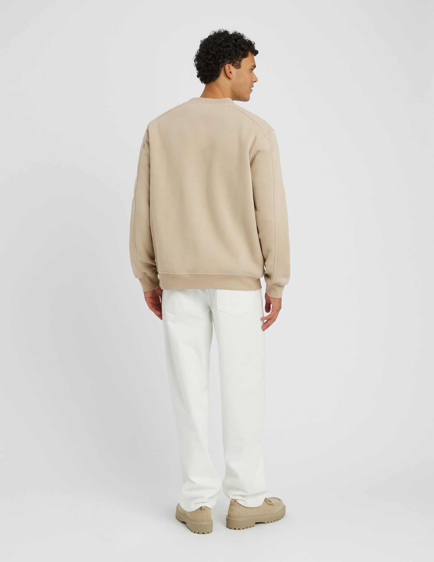 Jean loose