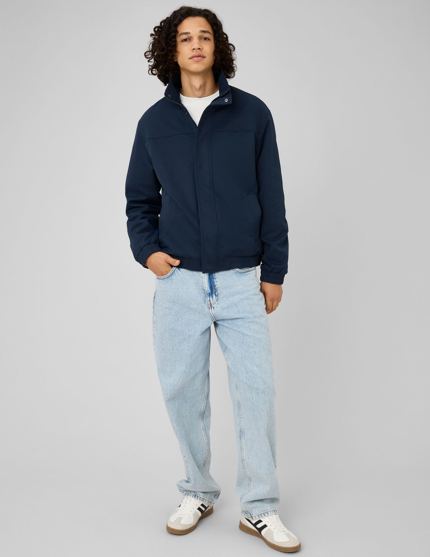 Veste zipp&eacute;e l&eacute;g&egrave;re