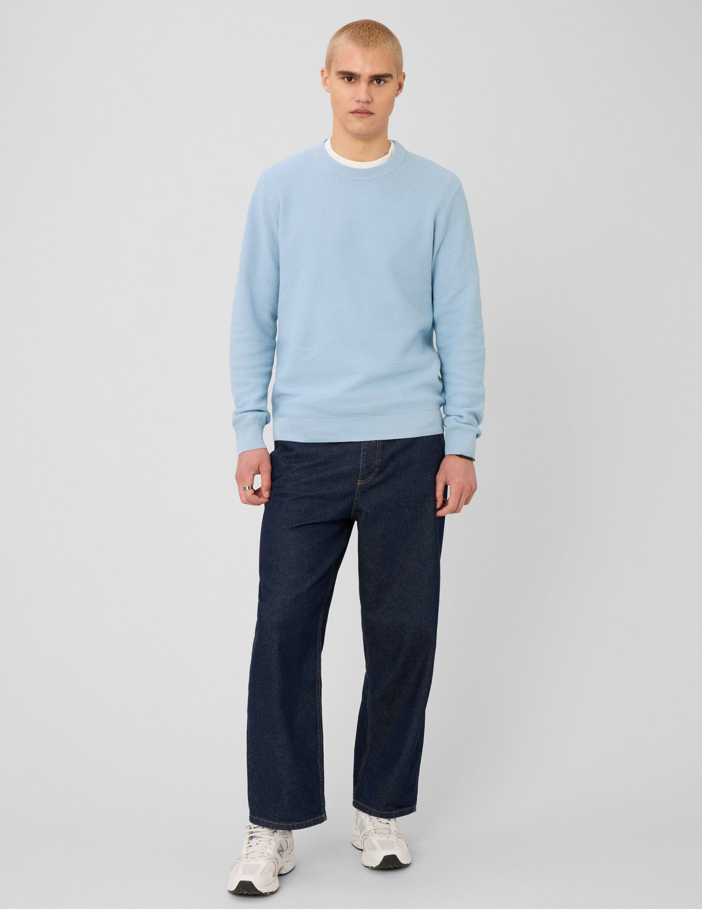 Pull mati&egrave;re fantaisie