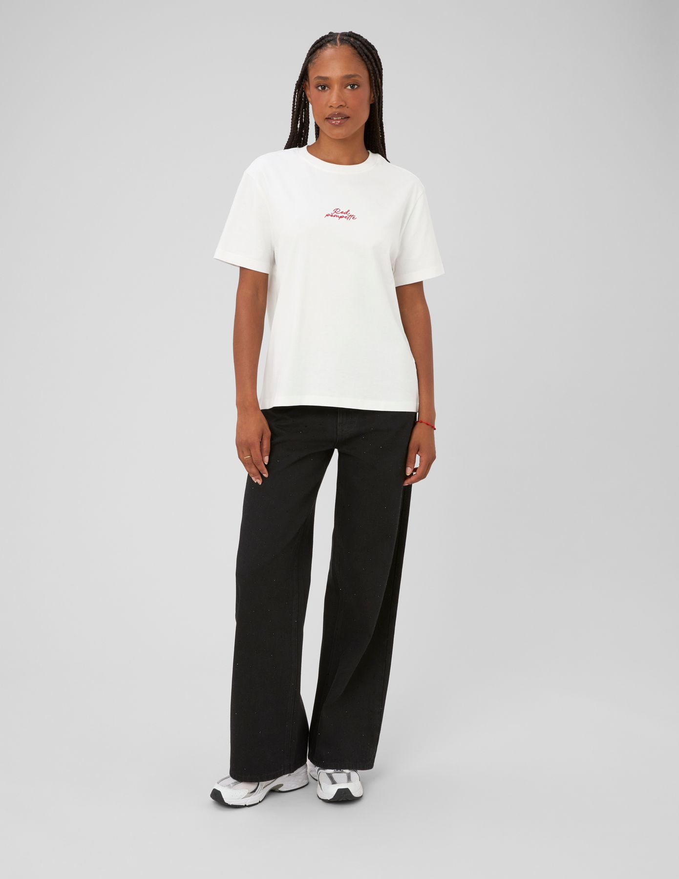 T-shirt broderie poitrine