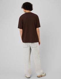 T-shirt broderie poitrine