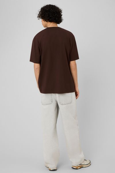 T-shirt broderie poitrine