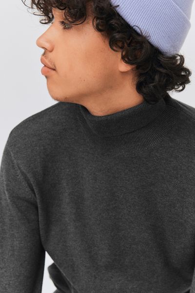 Pull col roul&eacute;