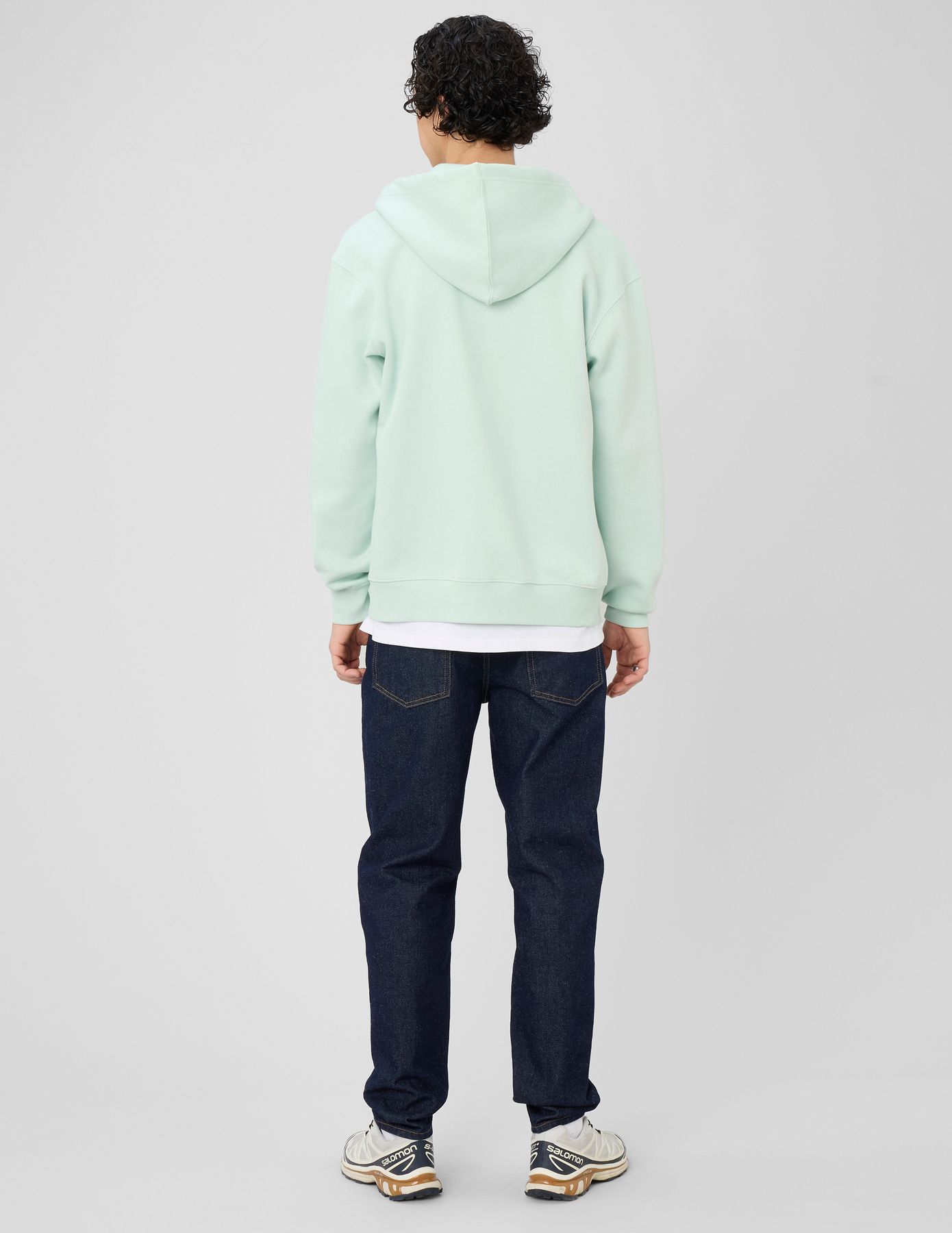 Sweat zipp&eacute; &agrave; capuche