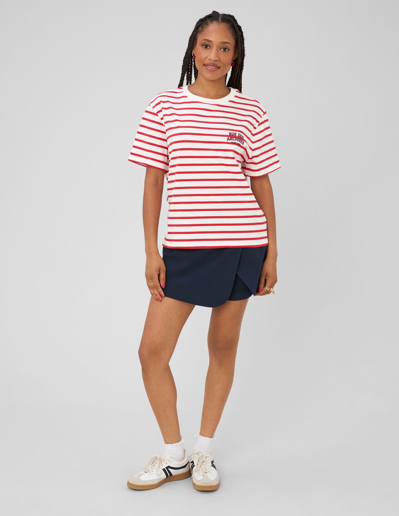 T-shirt ray&eacute; manches courtes