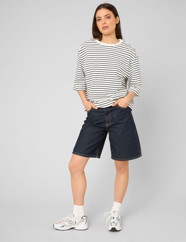 T-shirt oversize ray&eacute;