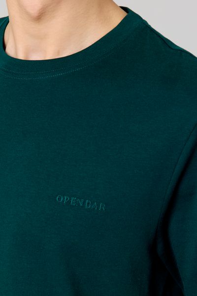 T-shirt message