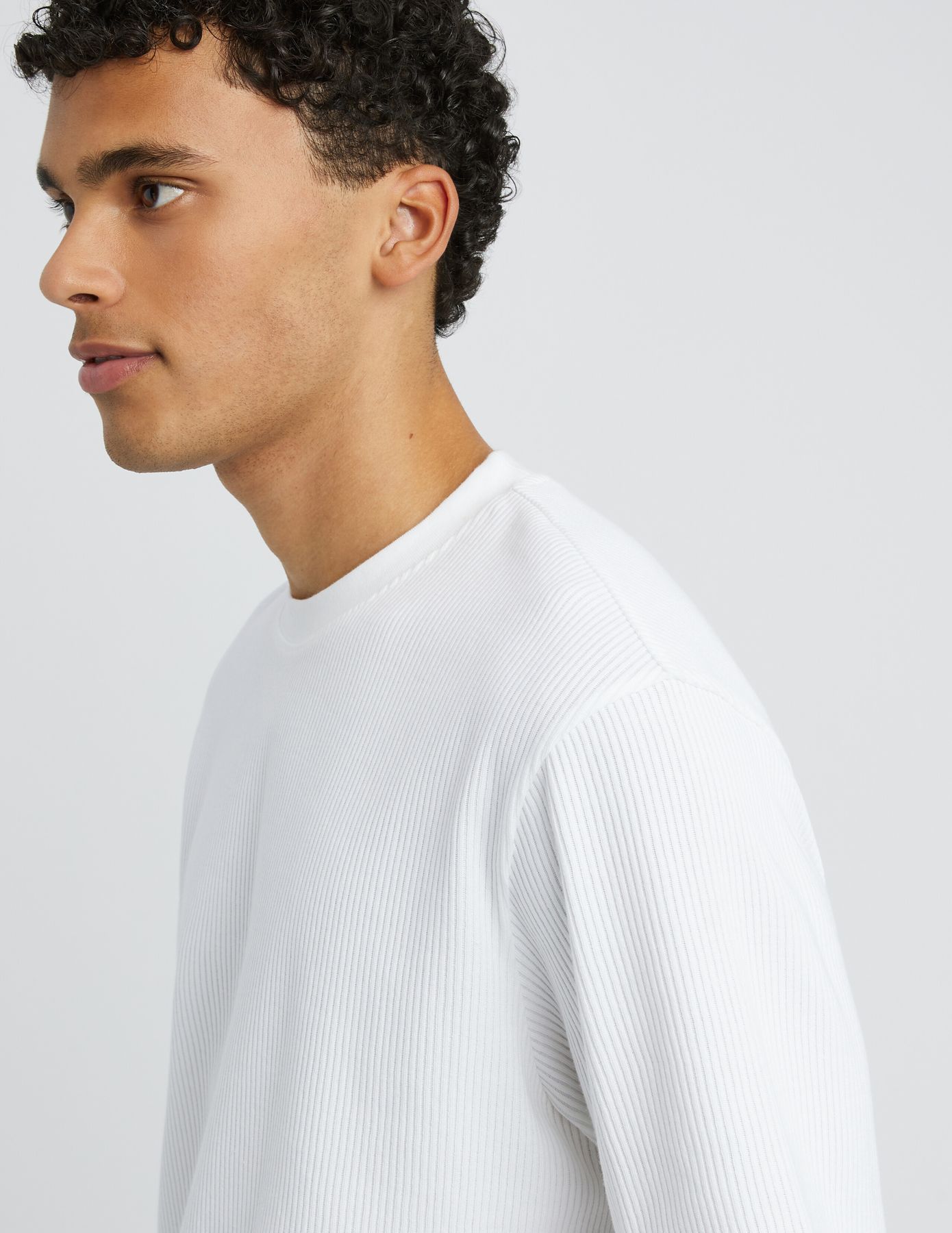 T-shirt structur&eacute; c&ocirc;tes