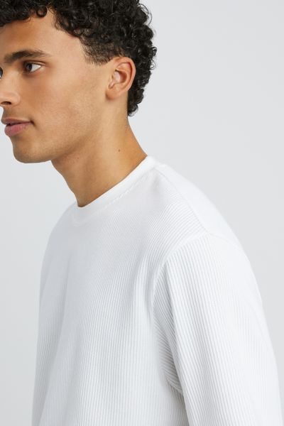 T-shirt structur&eacute; c&ocirc;tes