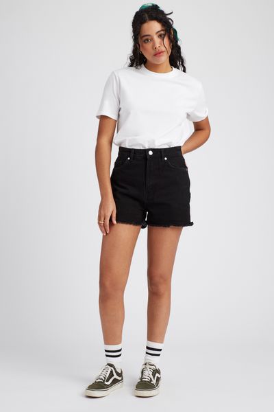 Short en jean raw cut