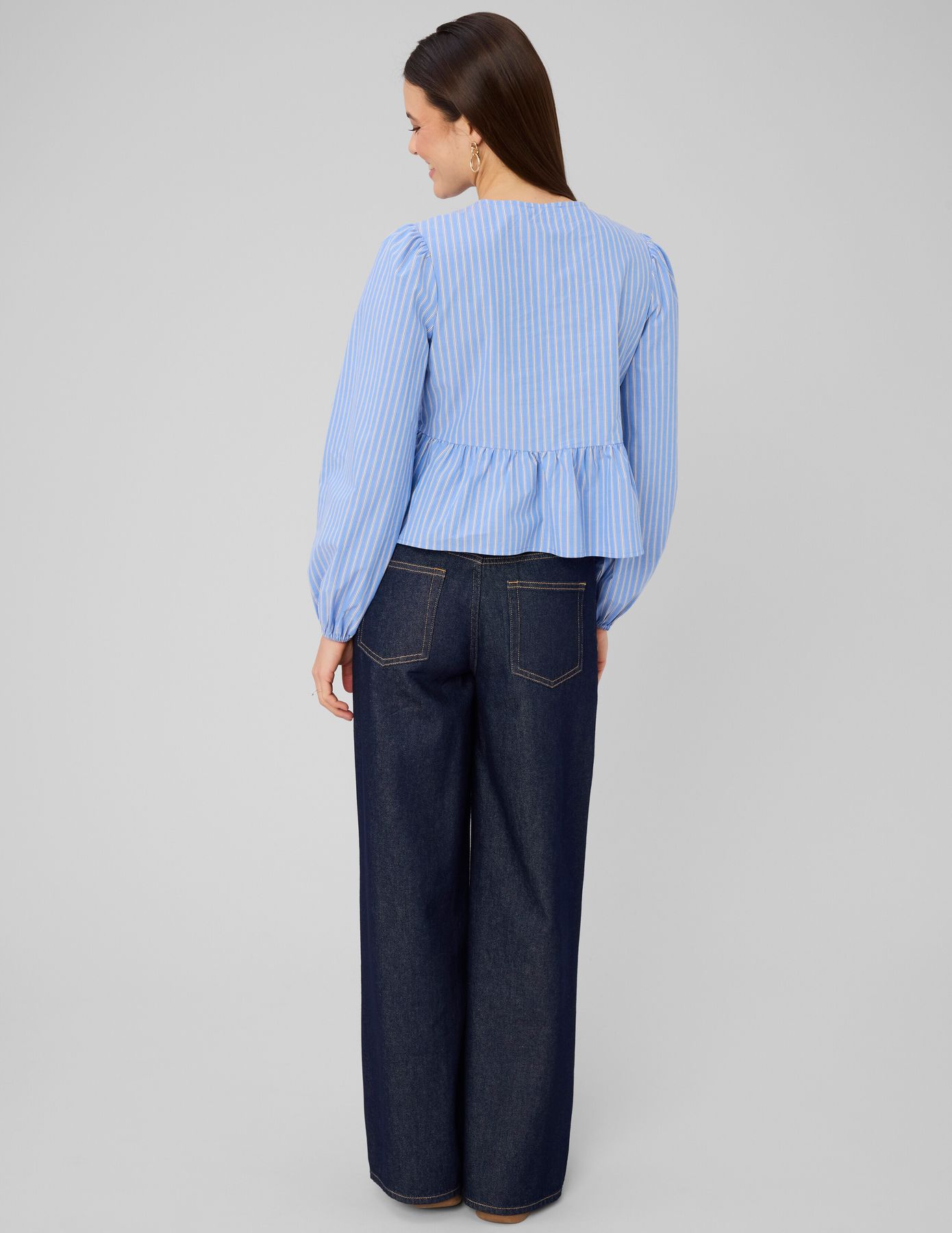 Blouse &agrave; nouer ray&eacute;e