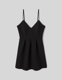 Robe courte &agrave; fines bretelles