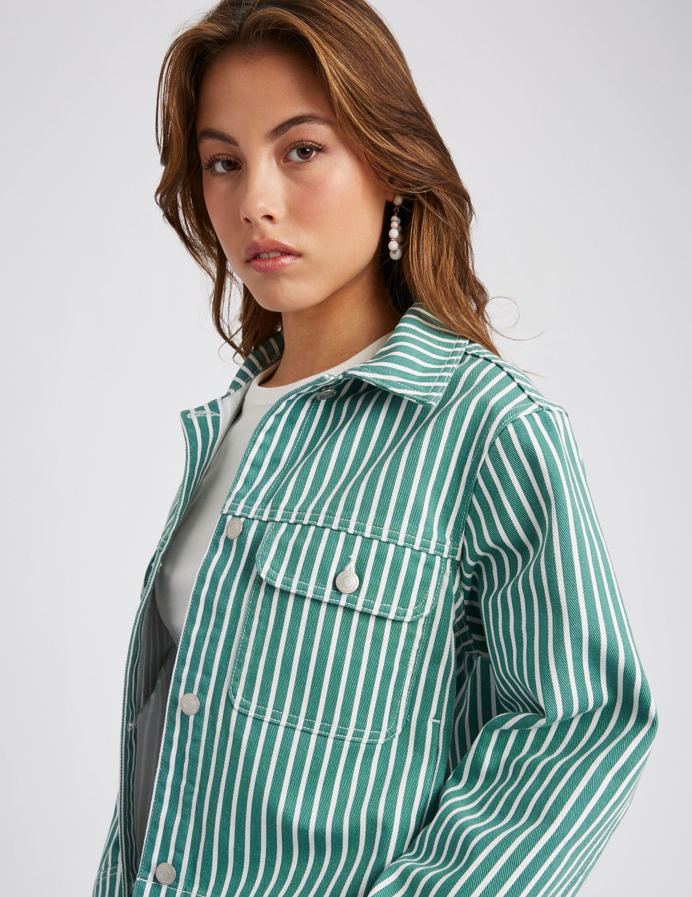 Veste en jean ray&eacute;e