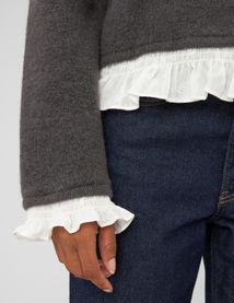 Gilet boutonn&eacute; &agrave; volants