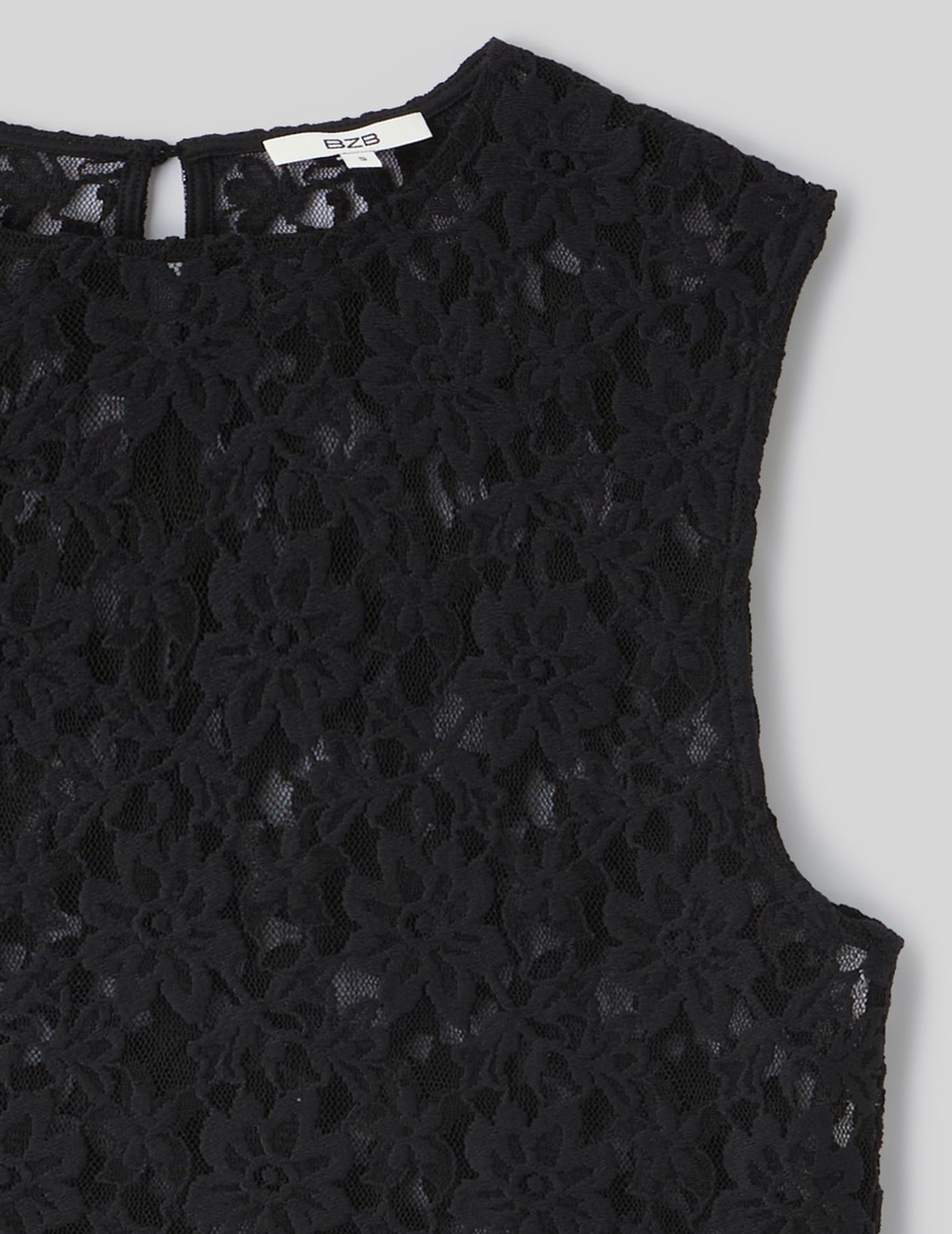 Top sans manche en dentelle