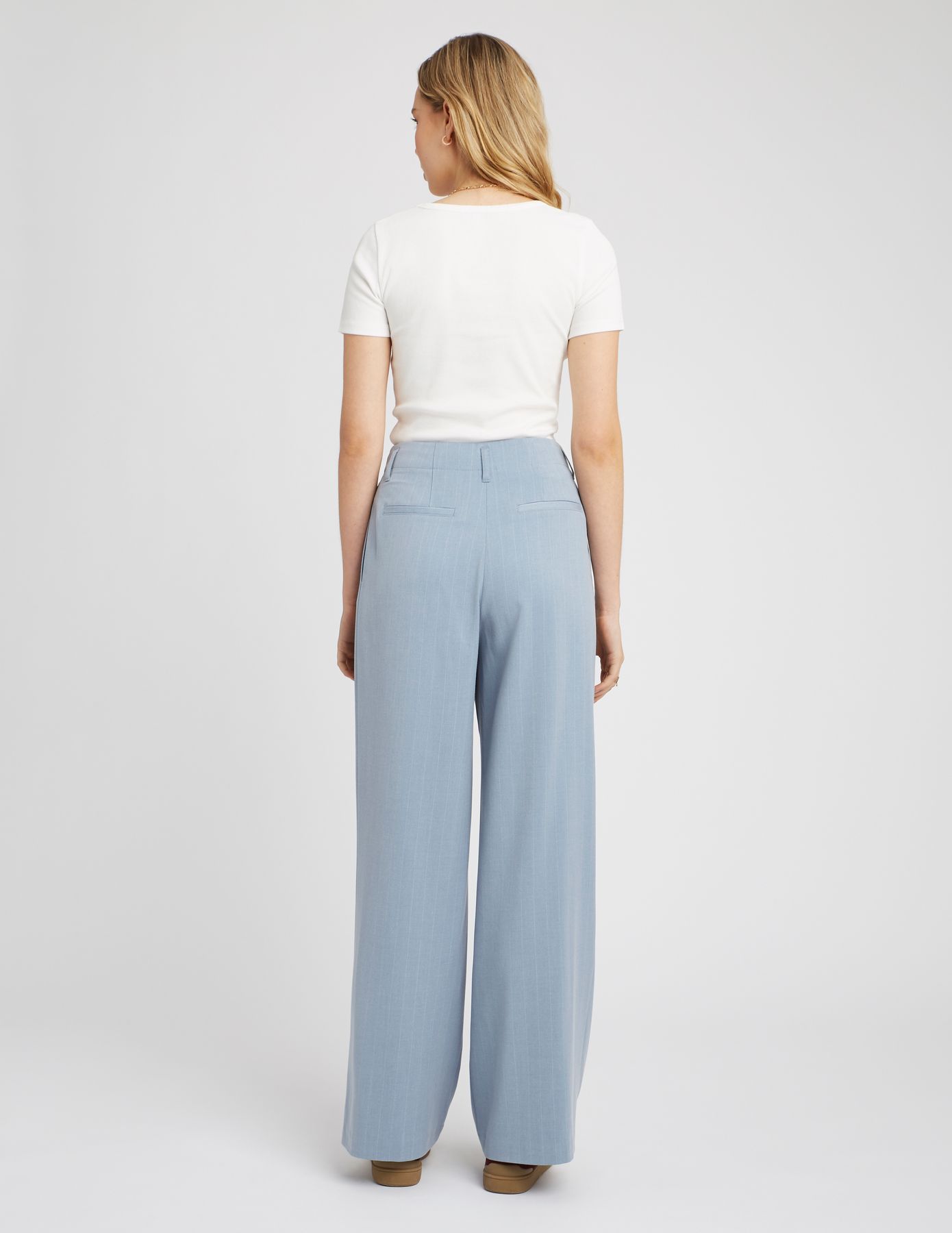 Pantalon tailleur rayé