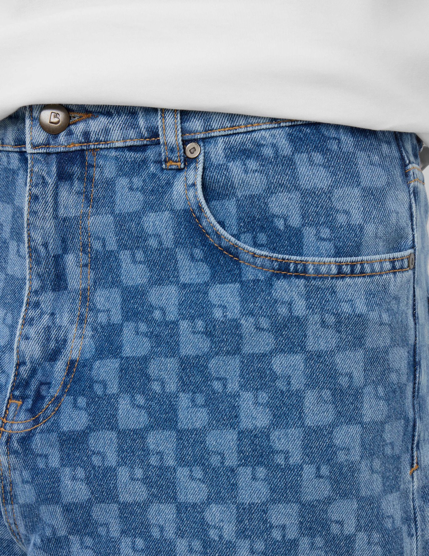 Jean imprim&eacute; loose