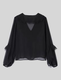 Blouse &agrave; volants et dentelle