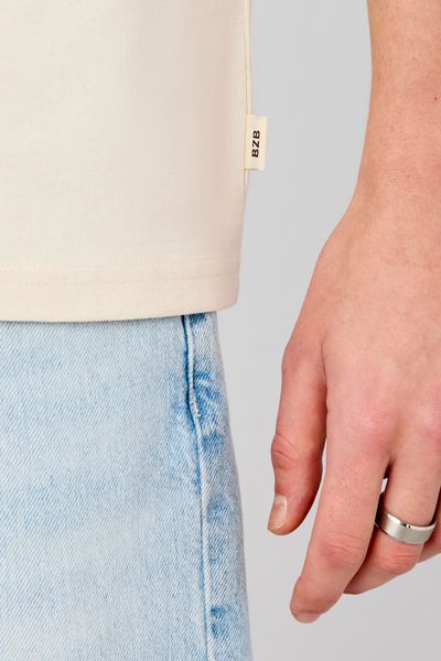 T-shirt imprim&eacute; poitrine