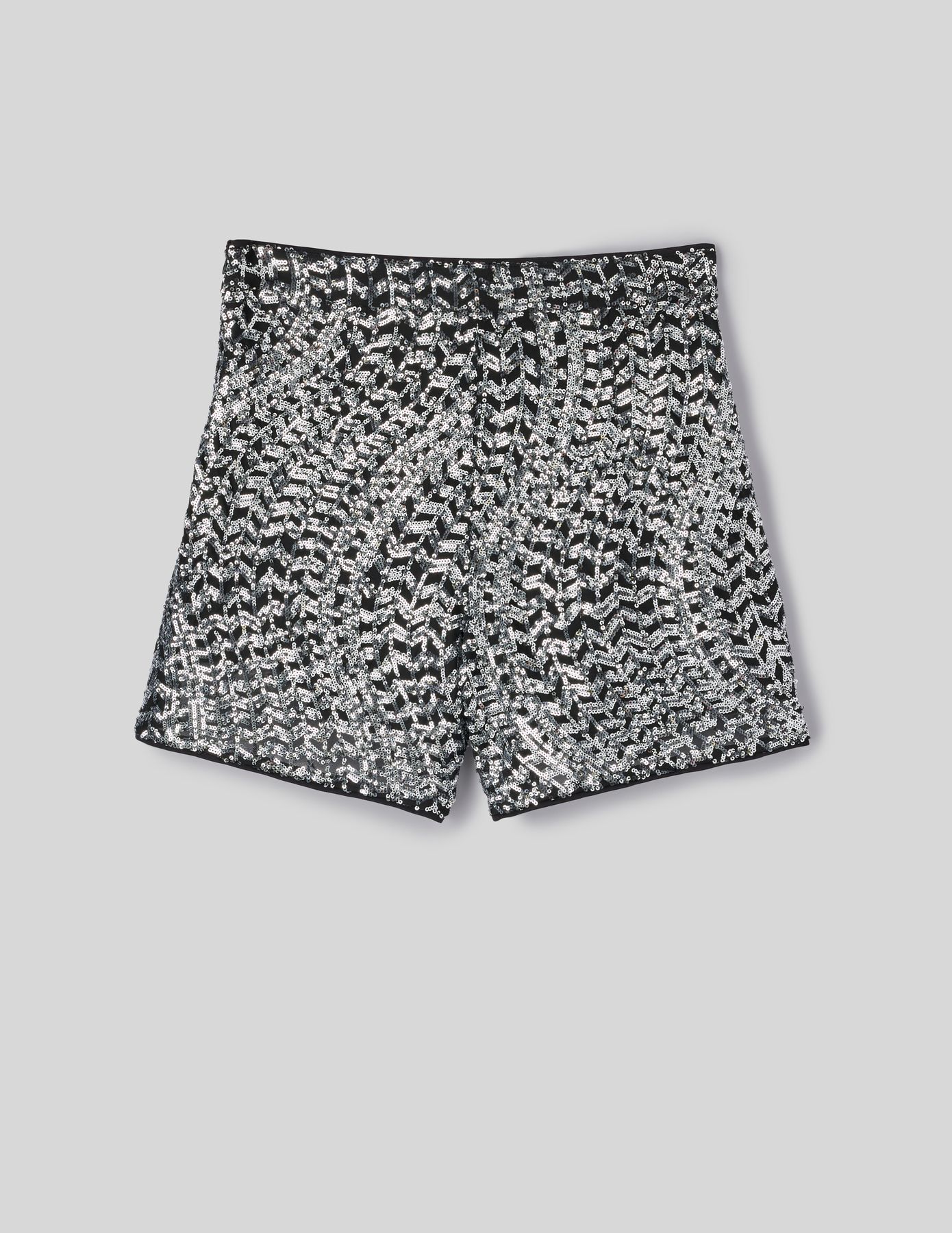 Short sequins