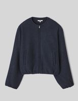 Bleu foncé