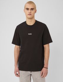 T-shirt imprim&eacute; poitrine