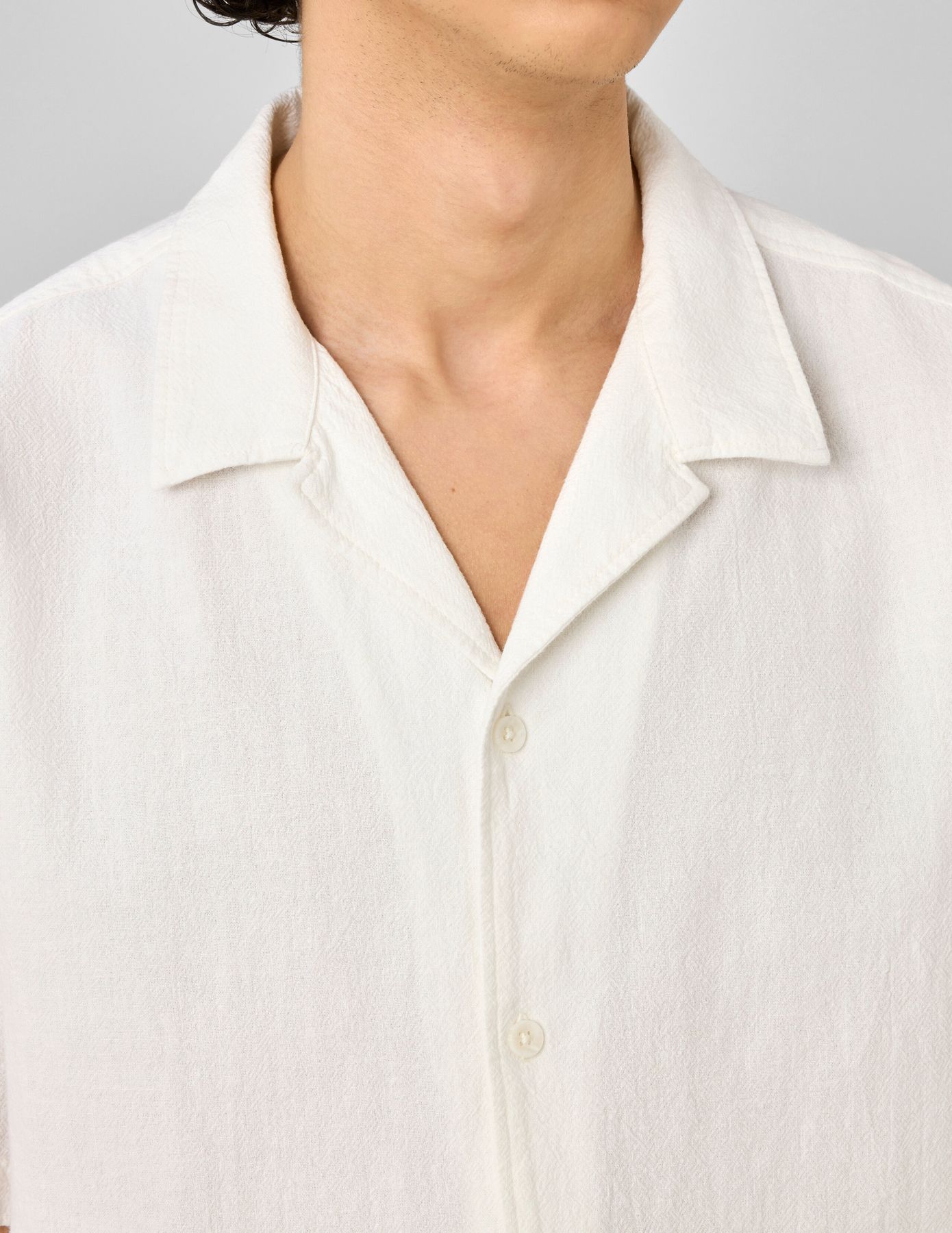 Chemises manches courtes unie