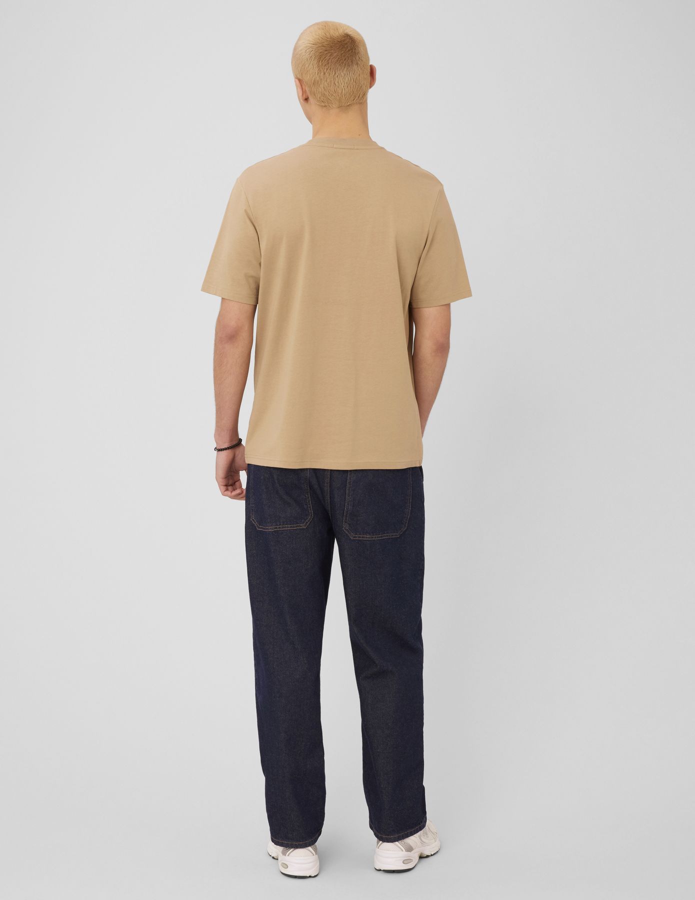 T-shirt imprim&eacute; devant