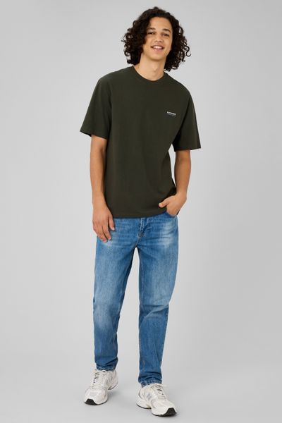 T-shirt imprim&eacute; et brod&eacute;