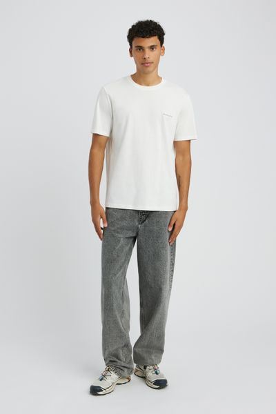 T-shirt brod&eacute; bonne prise