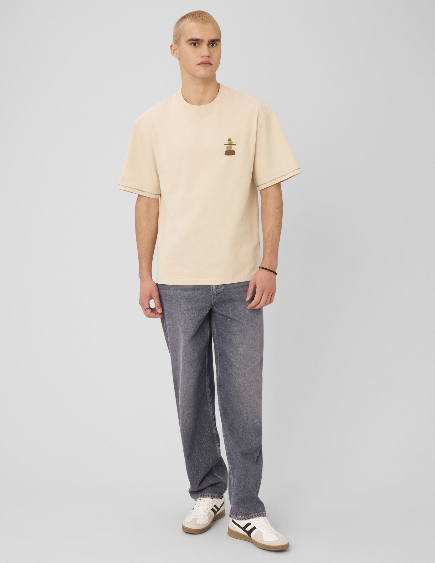 T-shirt imprim&eacute; poitrine