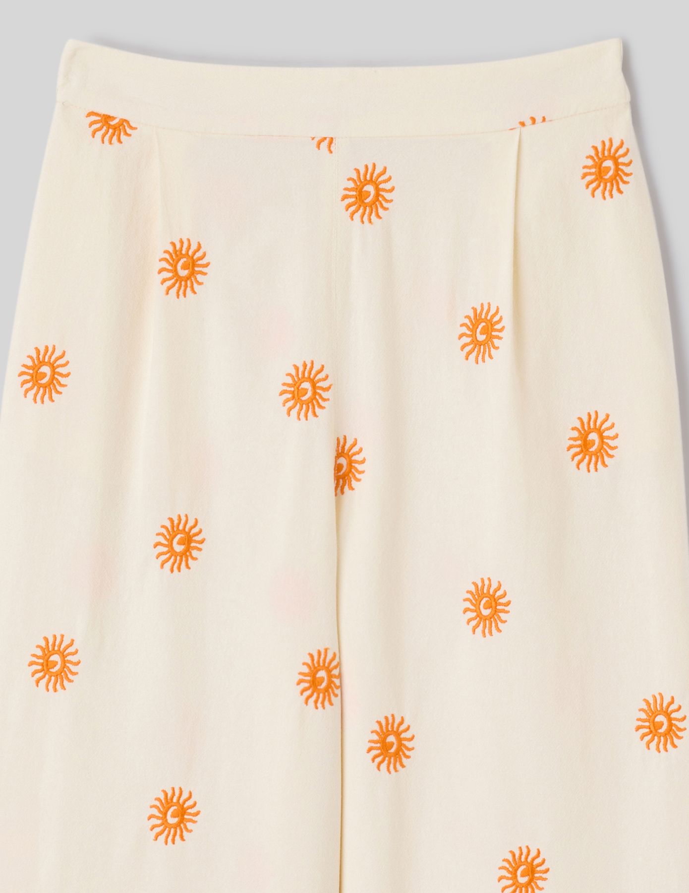 Pantalon brod&eacute;