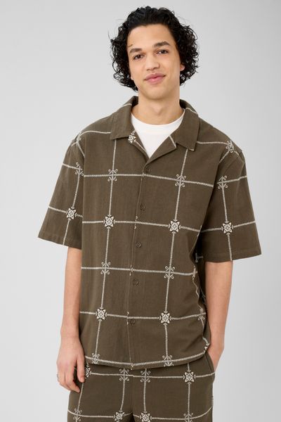 Chemise manches courtes brod&eacute;e