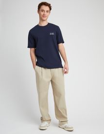 T-shirt broderie poitrine