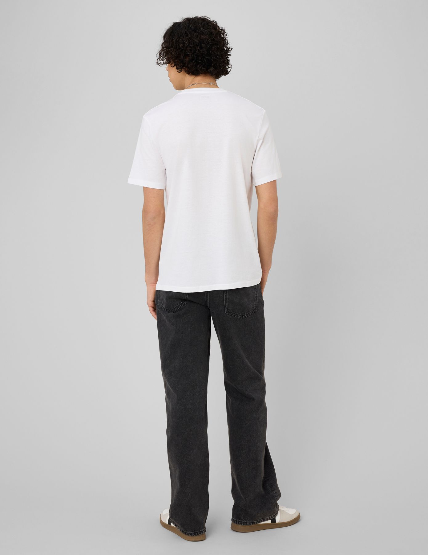 T-shirt imprim&eacute; poitrine