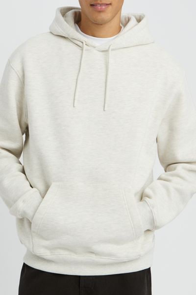 Sweat &agrave; capuche chin&eacute;