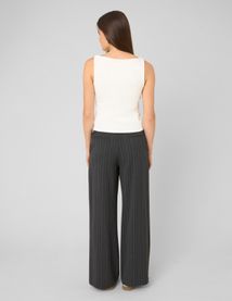 Pantalon en flanelle ceintur&eacute; &agrave; rayures
