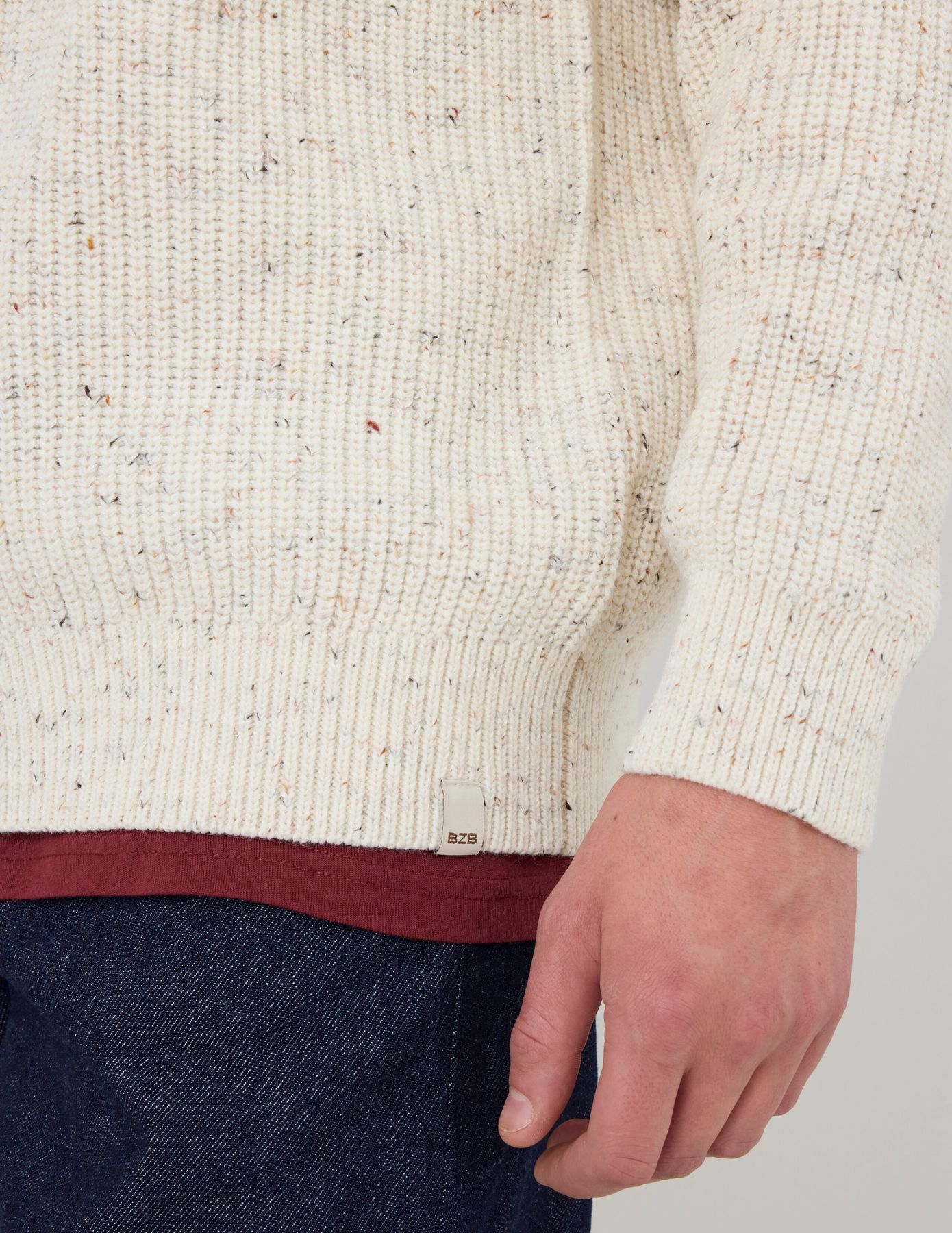Pull col montant