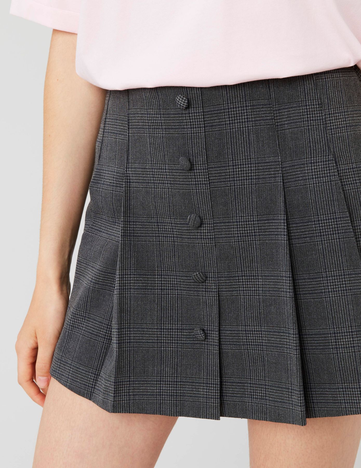 Jupe short pliss&eacute;e &agrave; carreaux