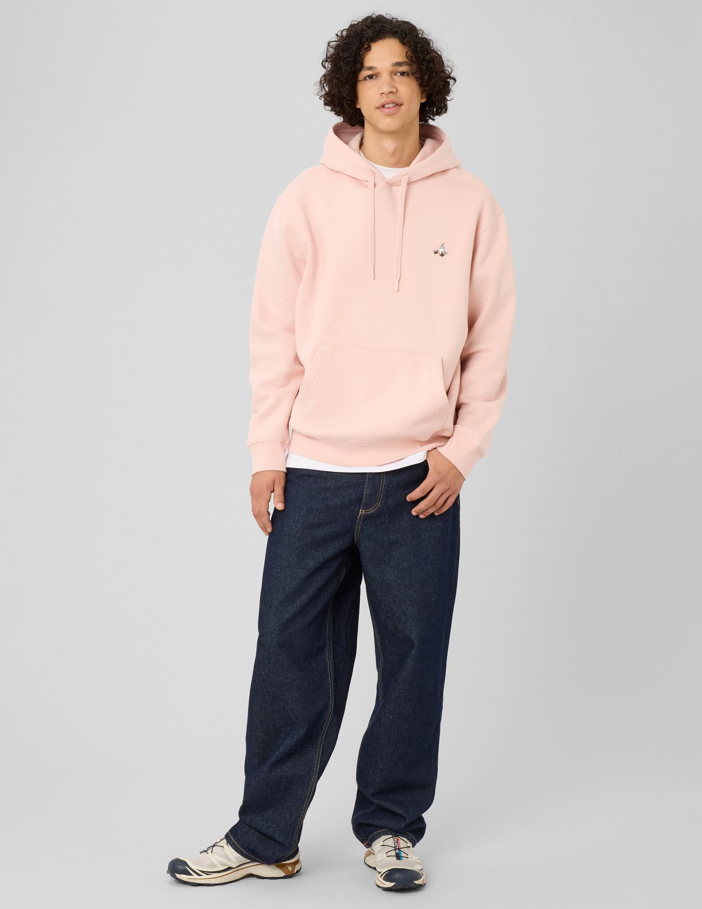 Sweat broderie poitrine