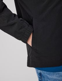 Blouson coup vent &agrave; capuche