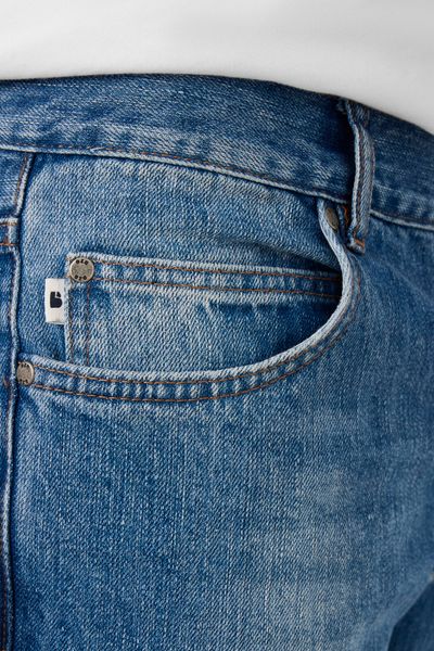 Jean relaxed 5 poches