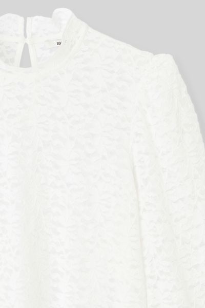 T-shirt col montant dentelle