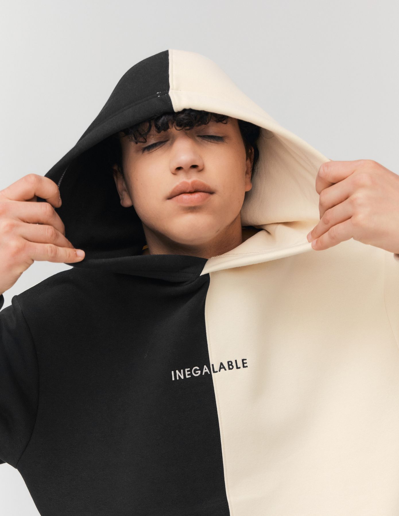 Sweat à capuche colorblock