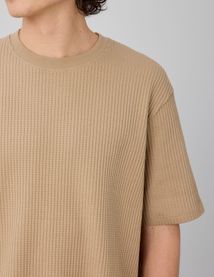 T-shirt textur&eacute;