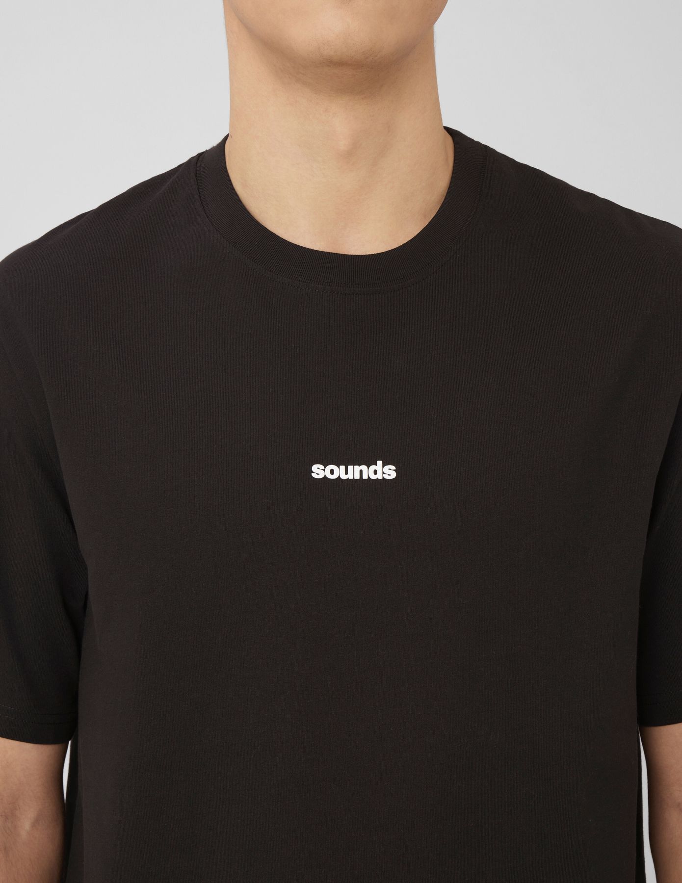 T-shirt imprim&eacute; poitrine